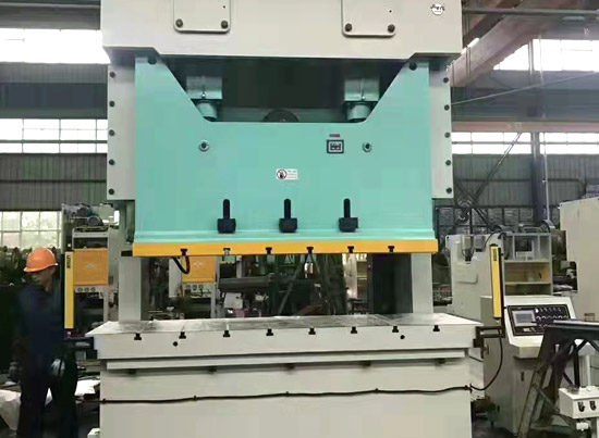 具有專(zhuān)業的技(jì)術水平和(hé)檢測工具